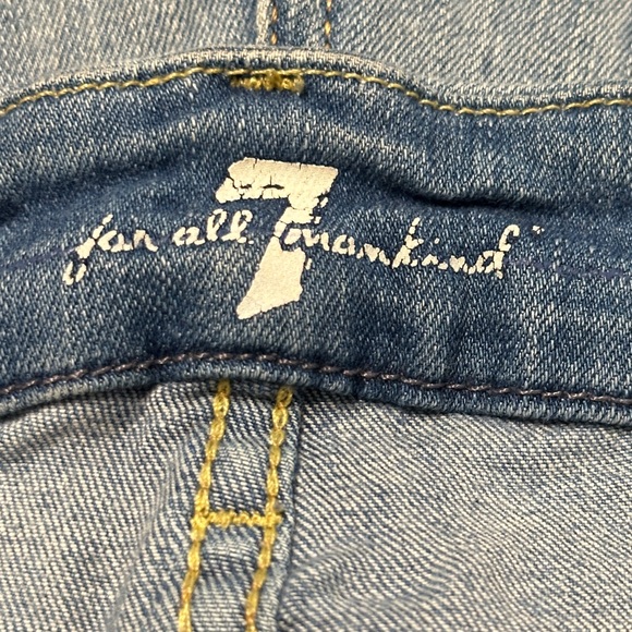 7 For All Mankind Women's Blue Jeans. - Picture 5 of 9